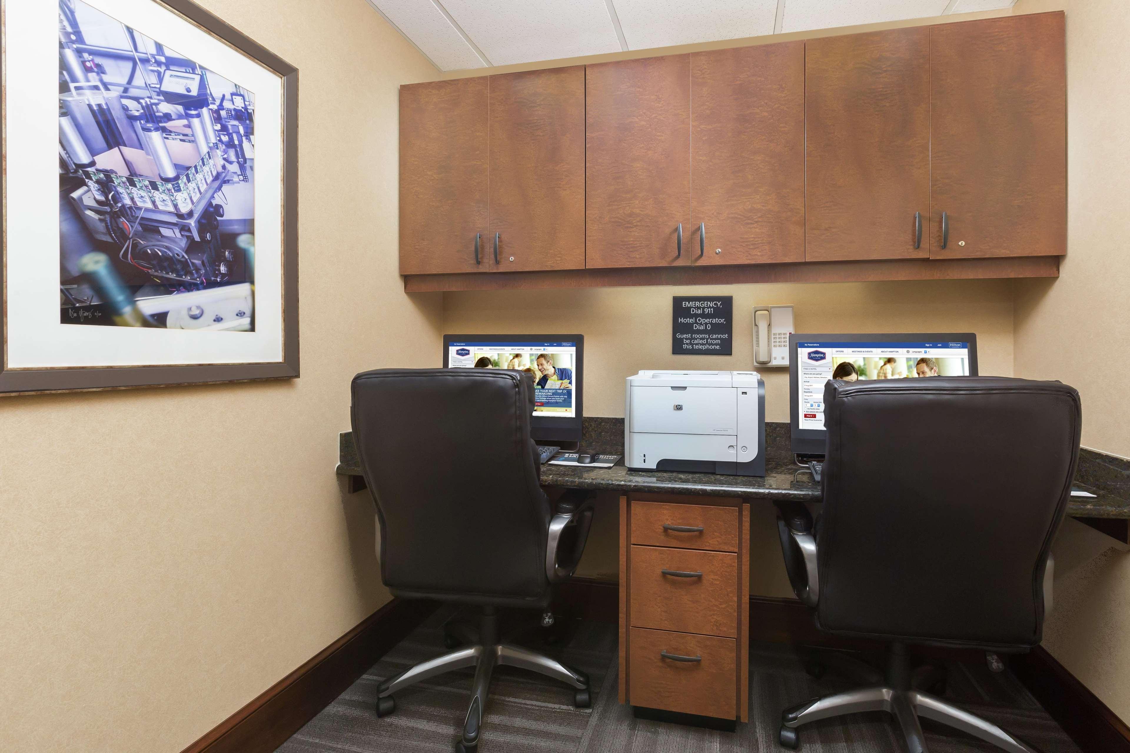 Hampton Inn & Suites Lodi Bagian luar foto
