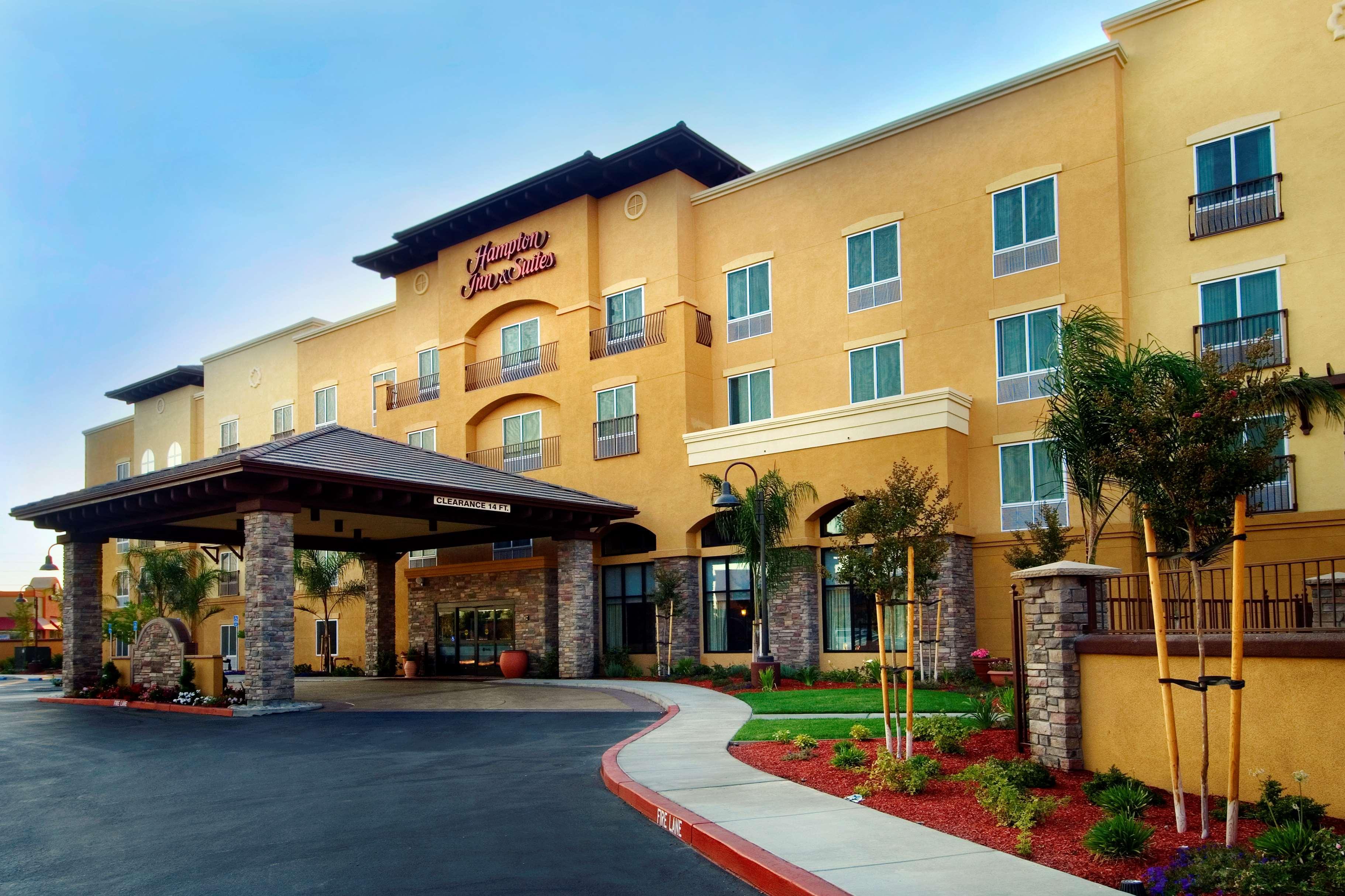 Hampton Inn & Suites Lodi Bagian luar foto