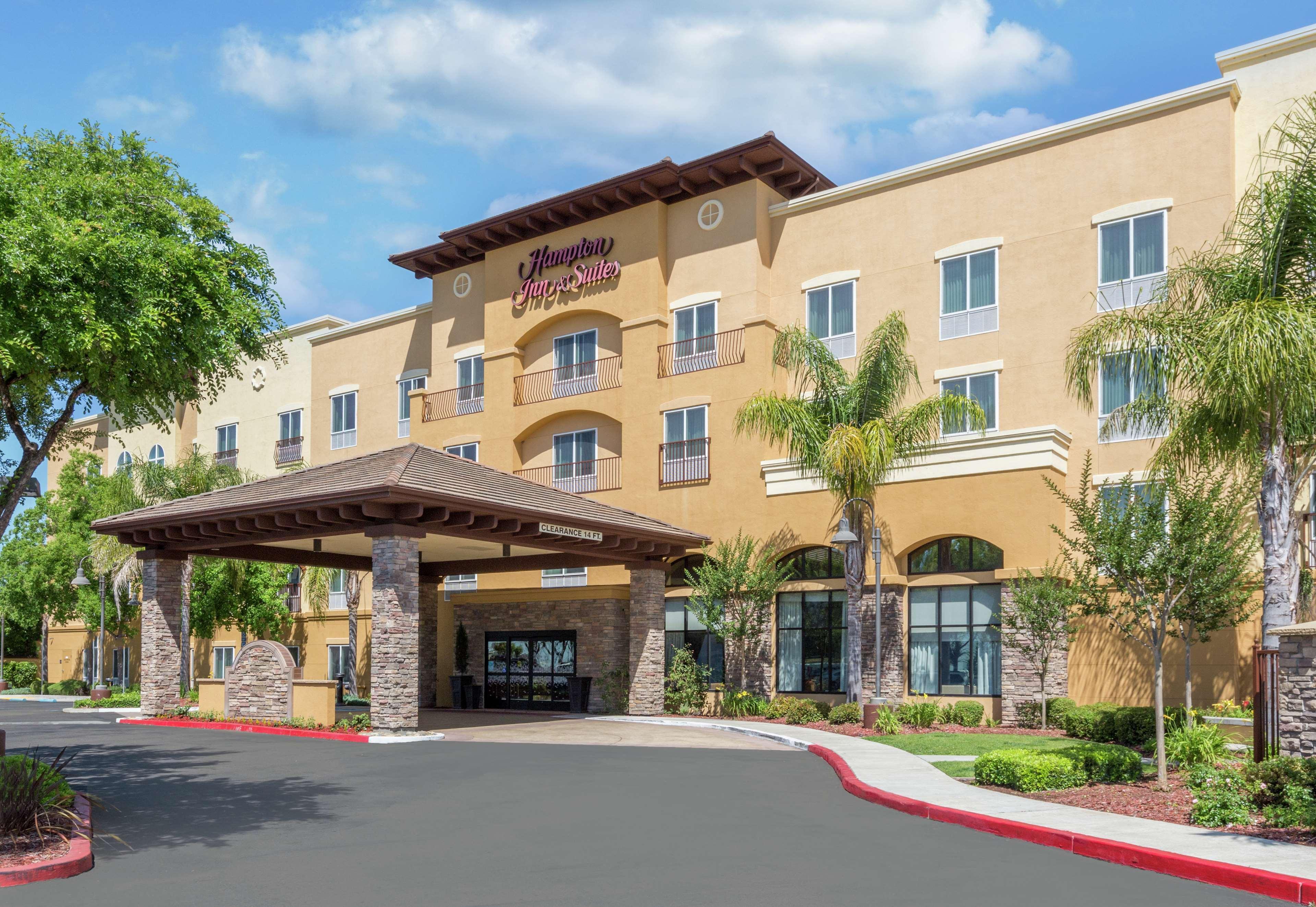 Hampton Inn & Suites Lodi Bagian luar foto