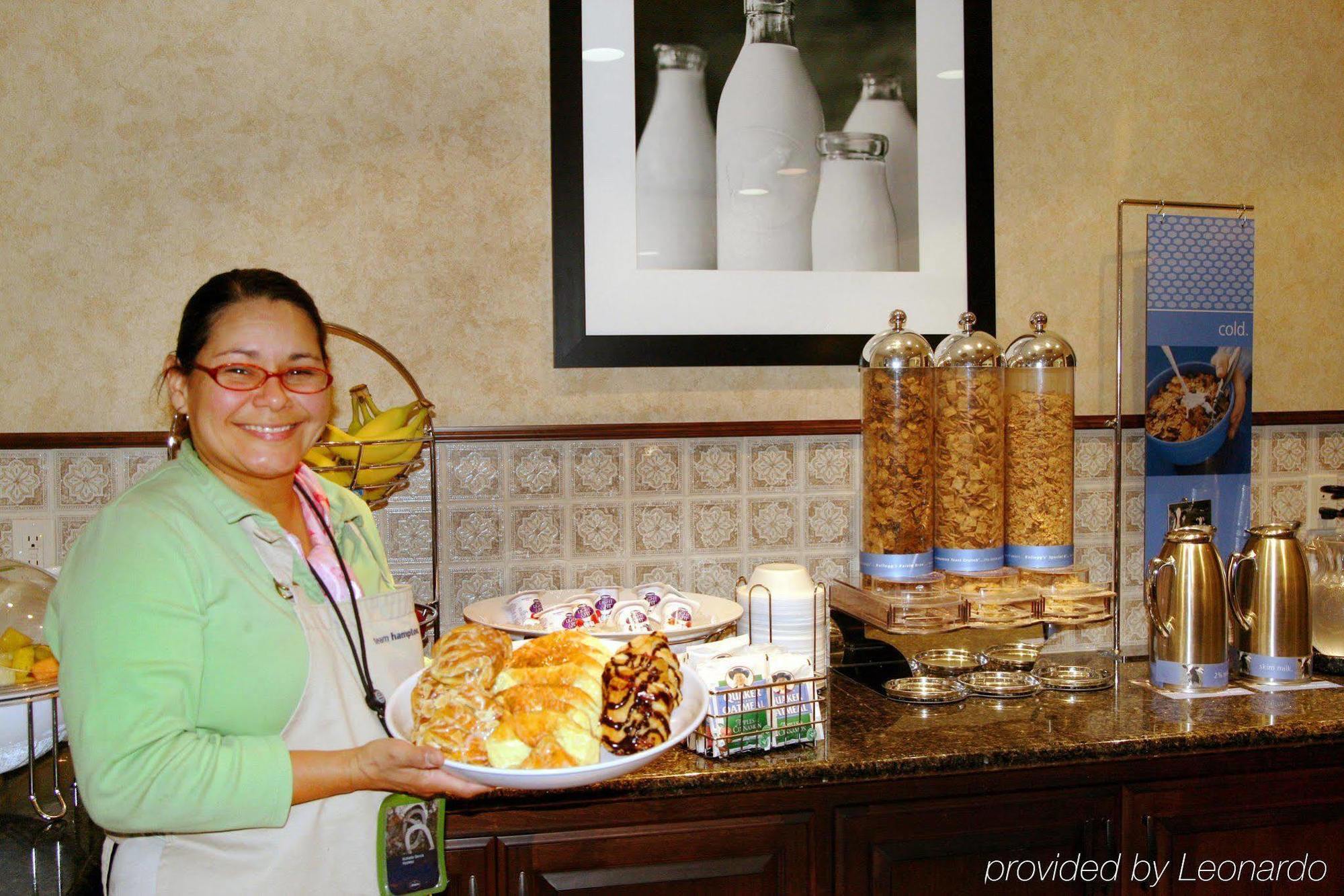 Hampton Inn & Suites Lodi Restoran foto